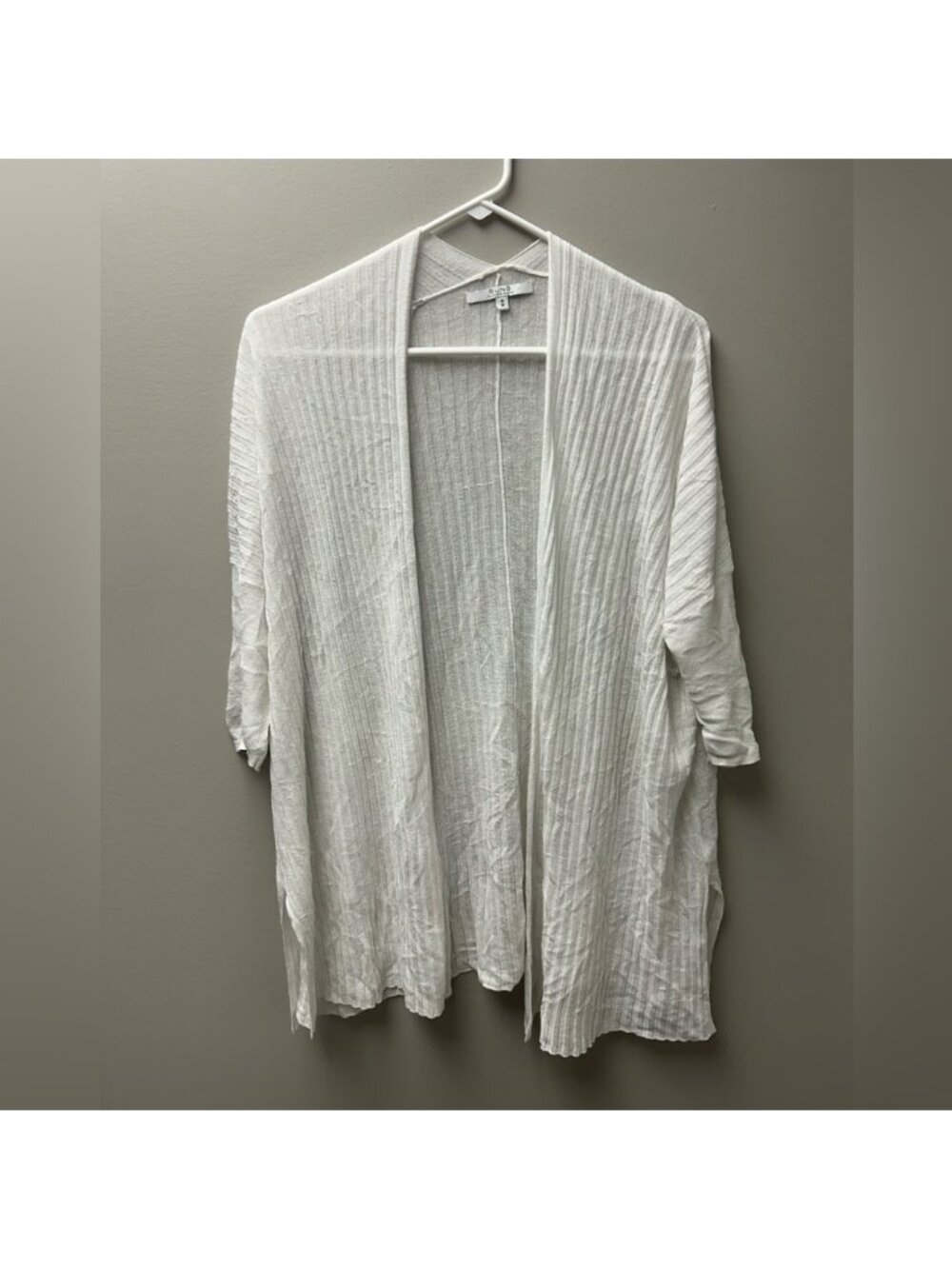 Alfred Sung Women’s‎ White Light Weight Cardigan